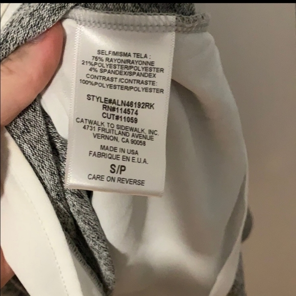 Pleione Cold Shoulder Top - Picture 4 of 4